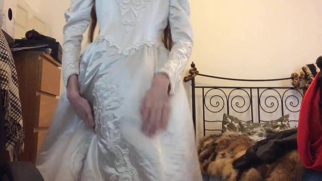 Mooch recommendet sissy wedding