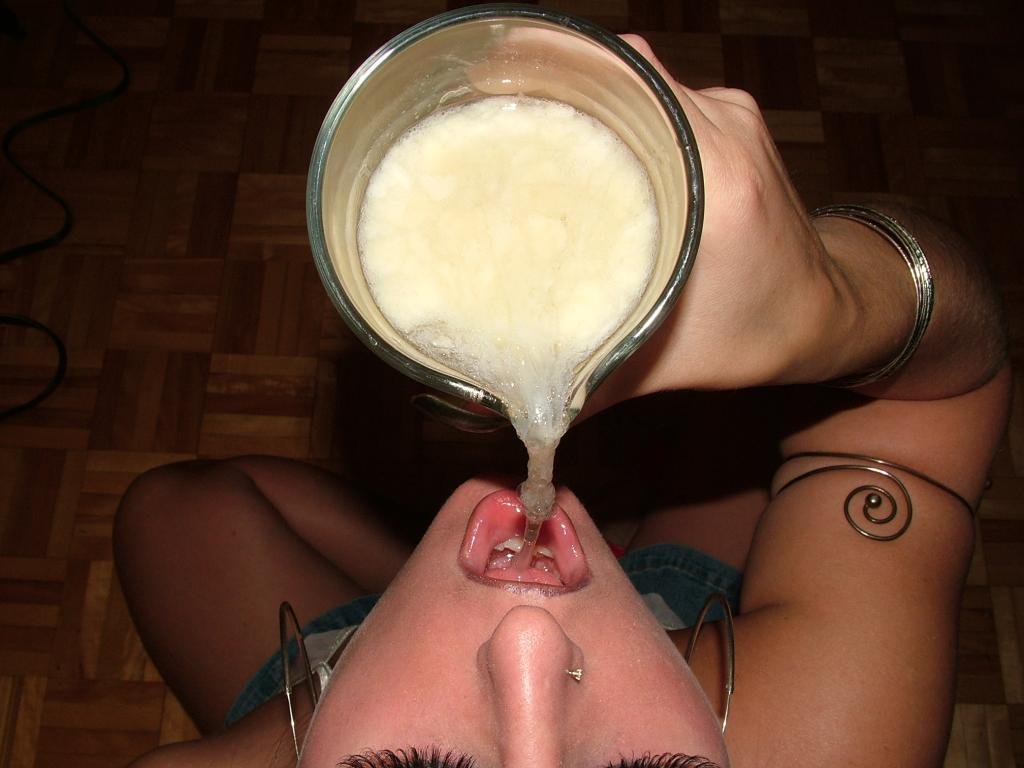 Drinking a cup of cum ♥ Drink Sperm Brother - Sexy Housewive