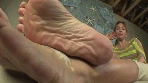 Cumming wrinkled soles