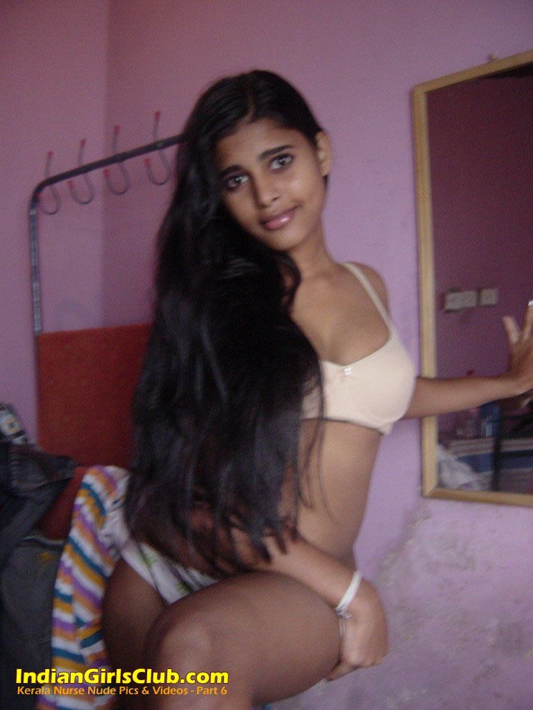 Indian college girls show her nude body xxx pic