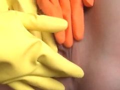 Gloves rubber