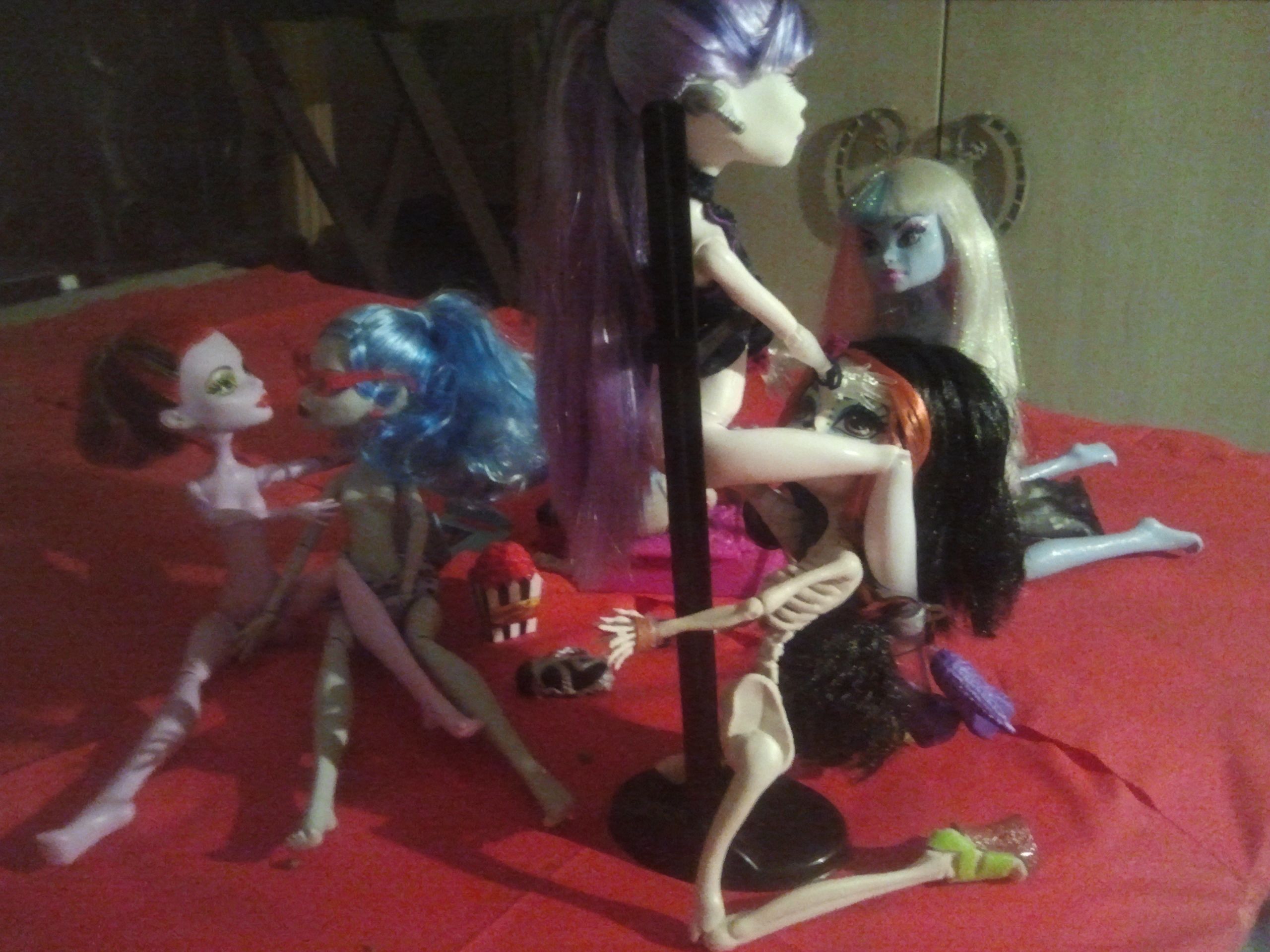 Emerald reccomend monster high doll