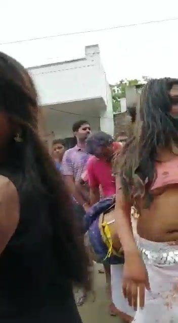 Tamil nude dance