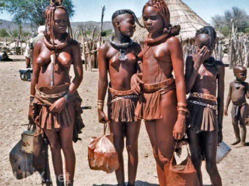 best of Tribal girl boobs dasenech