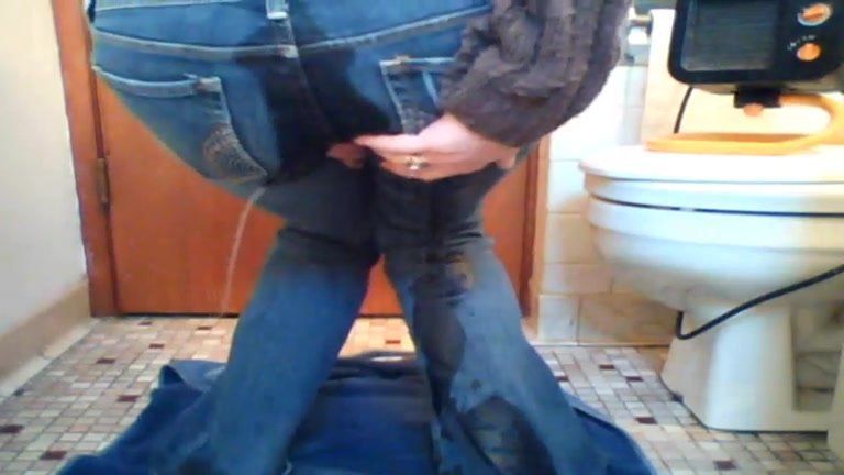 Amphibian reccomend Free girls pissing in jeans videos