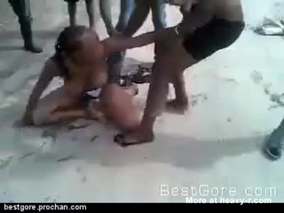 Girls fight naked on cam