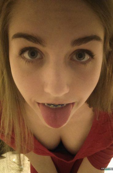 Lock S. reccomend Nude Girls Sexualy Sticking Put Their Tongue
