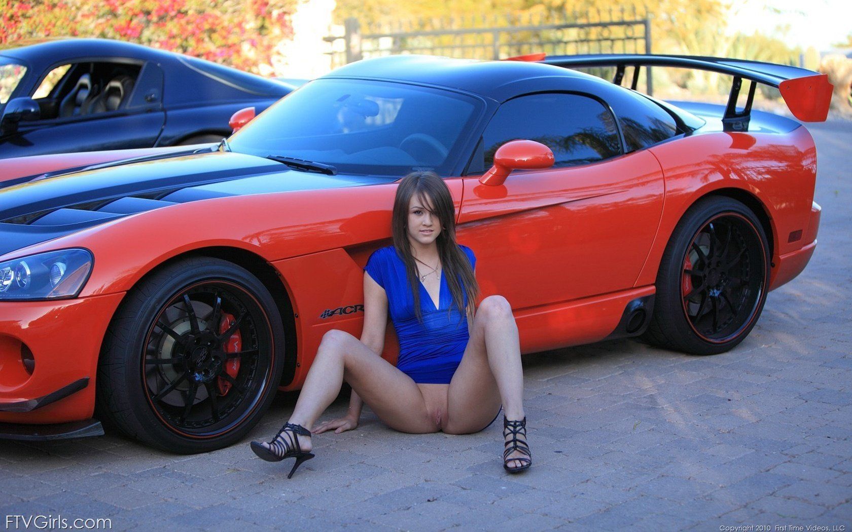 Strawberry reccomend Naked girls with sports cars