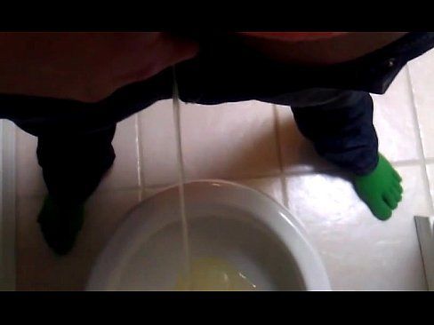 Coma reccomend Women standing pissing pee