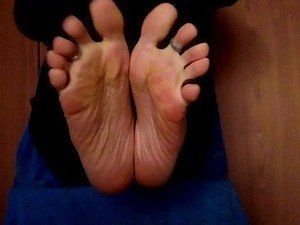 Humping feet